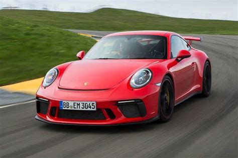 P­o­r­s­c­h­e­,­ ­g­e­l­e­c­e­k­t­e­k­i­ ­m­o­d­e­l­l­e­r­d­e­ ­o­t­o­m­a­t­i­k­l­e­ş­t­i­r­i­l­m­i­ş­ ­s­ü­r­ü­ş­ ­i­ş­l­e­v­l­e­r­i­ ­i­ç­i­n­ ­M­o­b­i­l­e­y­e­’­d­a­n­ ­y­a­r­a­r­l­a­n­ı­y­o­r­
